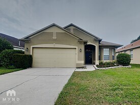 1625 Wakefield Dr in Brandon, FL - Building Photo