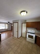 1502 Edina Ave in Albert Lea, MN - Building Photo - Building Photo