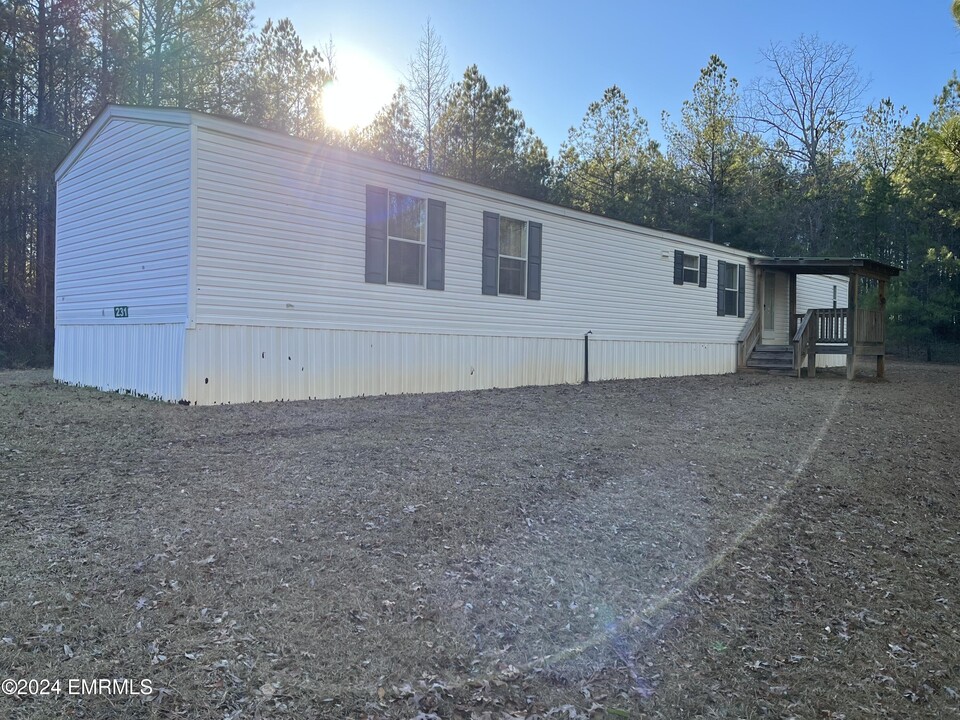 231 County Rd 482 in Meridian, MS - Building Photo