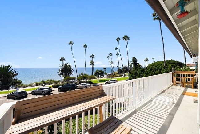 property at 376 Cliff Dr