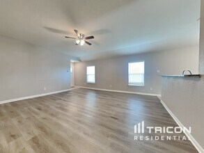 20017 Woodrow Wilson St in Manor, TX - Building Photo - Building Photo