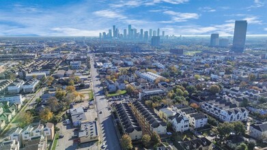 984 Patterson St in Houston, TX - Building Photo - Building Photo