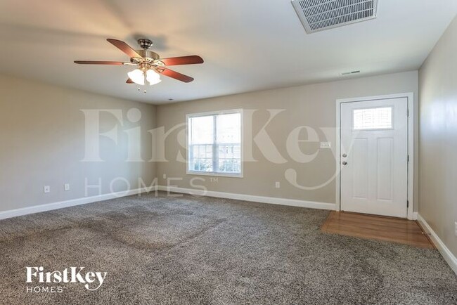 288 Southcircle Dr NW in Concord, NC - Building Photo - Building Photo