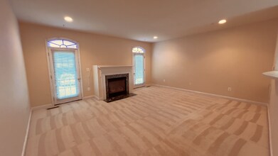 23329 Brewers Tavern Way in Clarksburg, MD - Building Photo - Building Photo