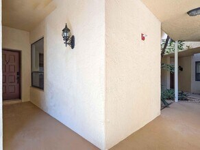 7535 La Paz Blvd in Boca Raton, FL - Building Photo - Building Photo