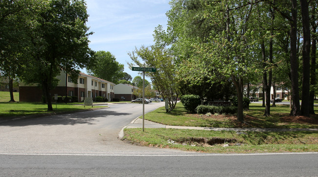 Alexander Place Apartments in Wendell, NC - Building Photo - Building Photo