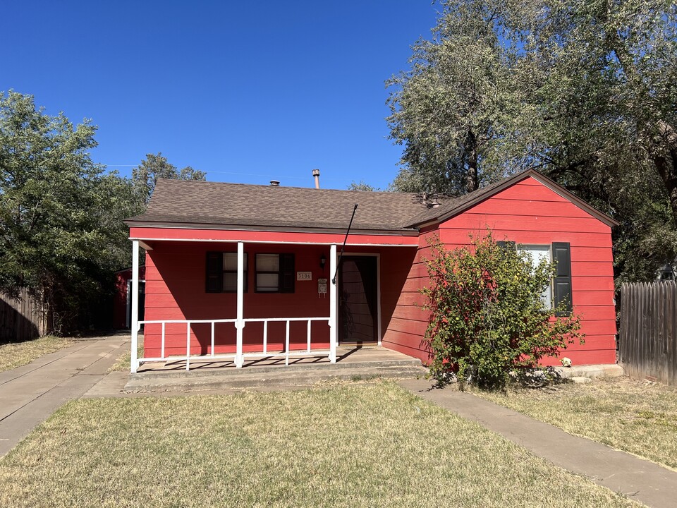 3106 30th St in Lubbock, TX - Foto de edificio