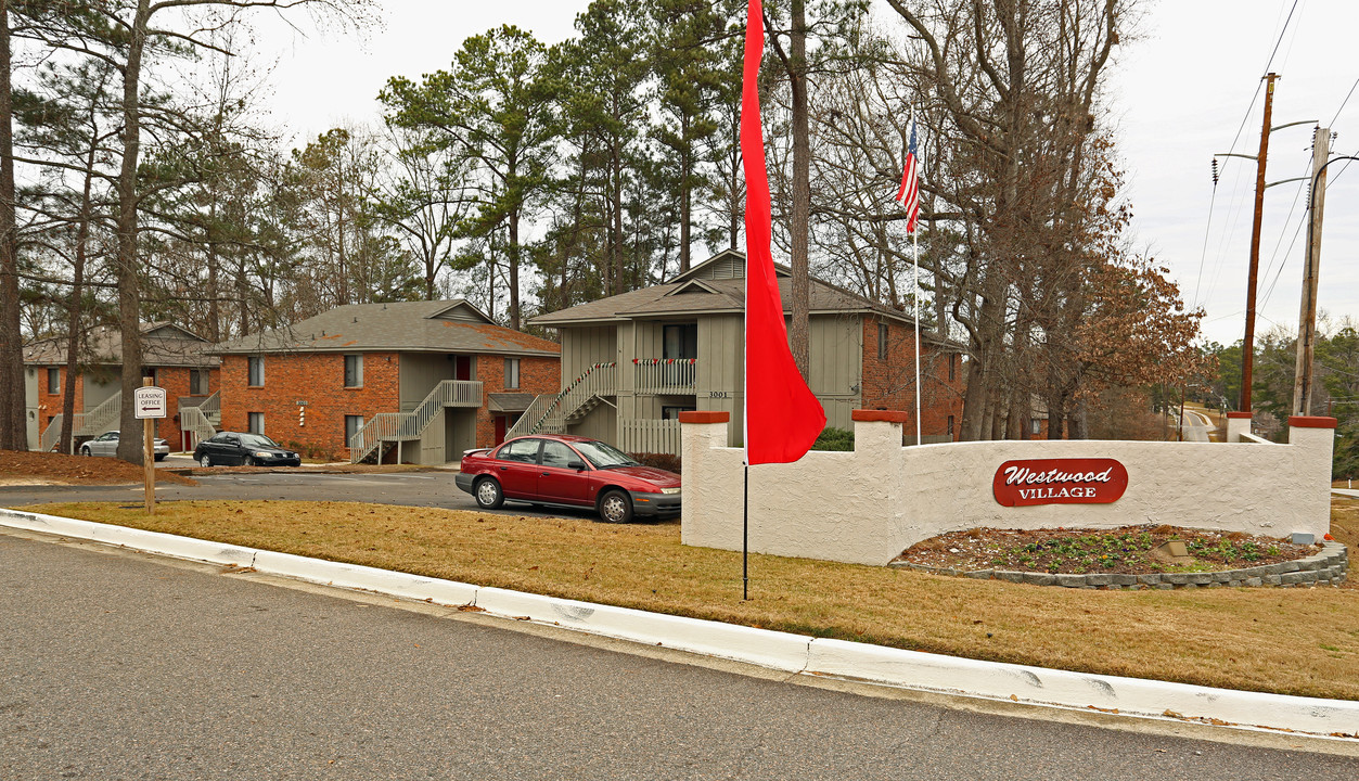 Westwood Village in Augusta, GA - Building Photo