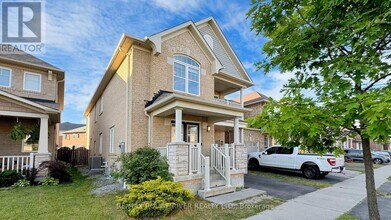 1834 Misthollow Dr in Pickering, ON - Building Photo - Building Photo