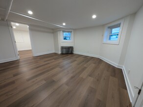 4159 N Ridgeway Ave, Unit B in Chicago, IL - Building Photo - Building Photo