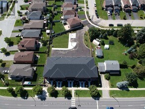 442 Veterans Dr in Barrie, ON - Building Photo - Building Photo