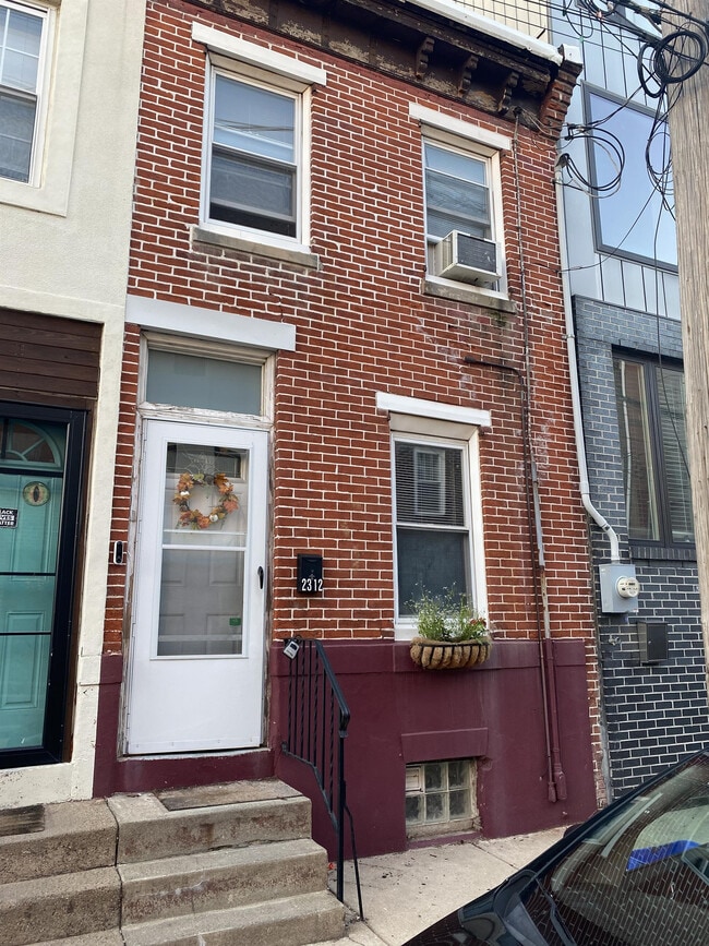 property at 2312 Mercer St