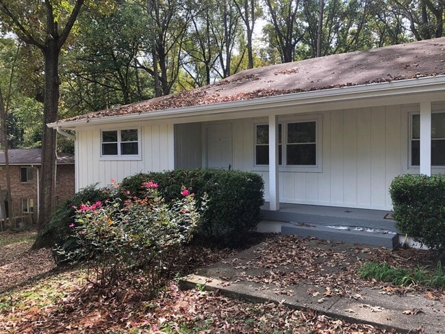 property at 4912 Valley Dale Ct SW