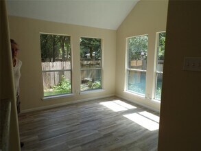 22 Quince Tree Pl in Conroe, TX - Building Photo - Building Photo