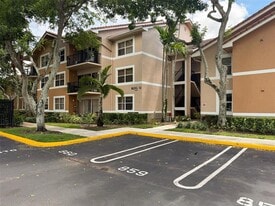 8781 Wiles Rd in Coral Springs, FL - Building Photo