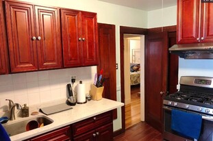 170 Arborway, Unit 1 Apartamentos