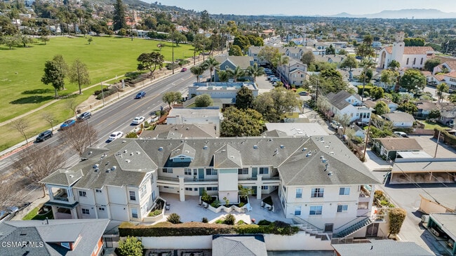 1256 Main St in Ventura, CA - Building Photo - Building Photo