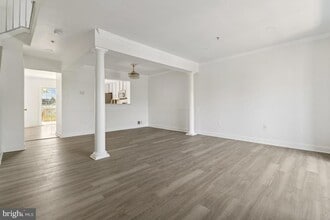 1109 Pomelo Ct in Catonsville, MD - Foto de edificio - Building Photo