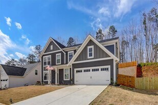 170 Greenbrier Way in Canton, GA - Building Photo