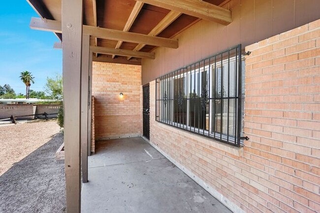 property at 8702 E Shiloh Pl