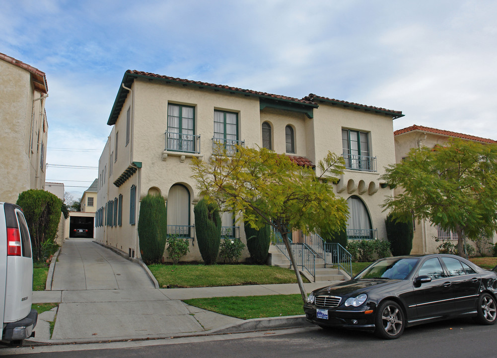 438 N Stanley Ave in Los Angeles, CA - Foto de edificio