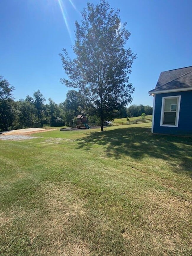 105 Lee Rd 466 in Phenix City, AL - Building Photo - Building Photo