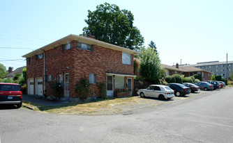 126-138 NE 59th Ave Apartments