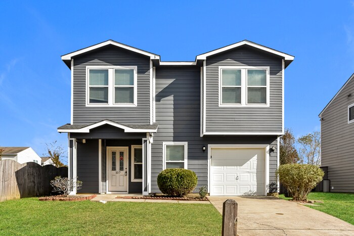 107 Blackwell Ct in Owens Cross Roads, AL - Building Photo