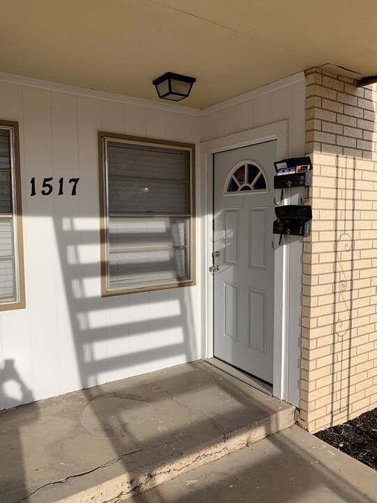 1517 Century Ave in Odessa, TX - Building Photo