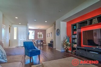 14600 Yellow Lupine Dr in Bakersfield, CA - Building Photo - Building Photo
