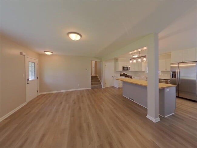 7755 Eastwood Rd in Mounds View, MN - Building Photo - Building Photo