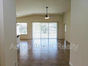 1882 W Angelica Loop in Lecanto, FL - Building Photo - Building Photo