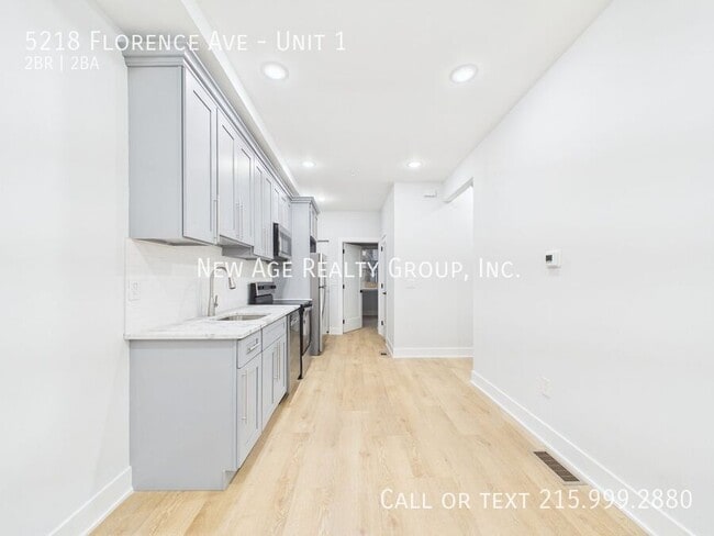 5218 Florence Ave, Unit Unit 1 in Philadelphia, PA - Building Photo - Building Photo