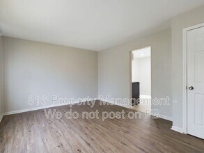 11315 Booth Ave in Kansas City, MO - Building Photo - Building Photo