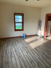 208 Maple St, Unit 1 in Atlantic, IA - Building Photo - Building Photo