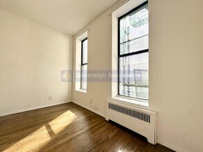 156 E 85th St, Unit 2A in New York, NY - Building Photo - Building Photo