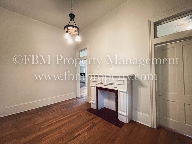 1824 W 5th Ave in Corsicana, TX - Building Photo - Building Photo