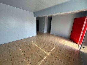 17231 NW 37th Ave in Miami Gardens, FL - Building Photo - Building Photo