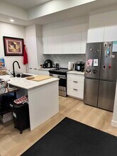 253 Bourget Rue in Montréal, QC - Building Photo - Building Photo