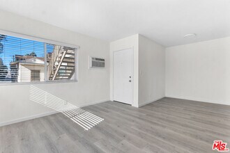 7228 Allott Ave in Los Angeles, CA - Building Photo - Building Photo