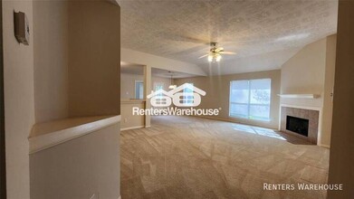 17022 Pelorus Way in Crosby, TX - Building Photo - Building Photo