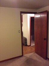 294 President St in Saddle Brook, NJ - Foto de edificio - Building Photo