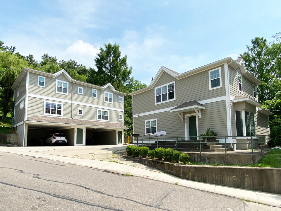 17 Madison Ave, Unit 201 in Athens, OH - Foto de edificio