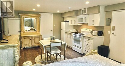 253 Alsace Rd in Richmond Hill, ON - Building Photo - Building Photo