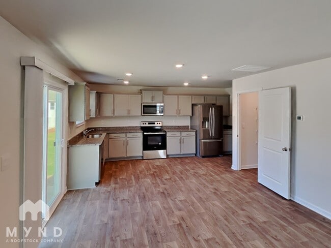 property at 2126 Allium Dr