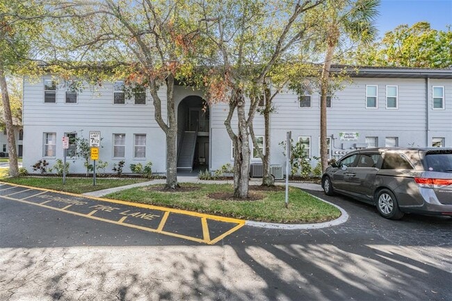 10800 US Hwy 19 N in Pinellas Park, FL - Building Photo - Building Photo