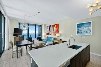 480 NE 31st St in Miami, FL - Building Photo - Building Photo