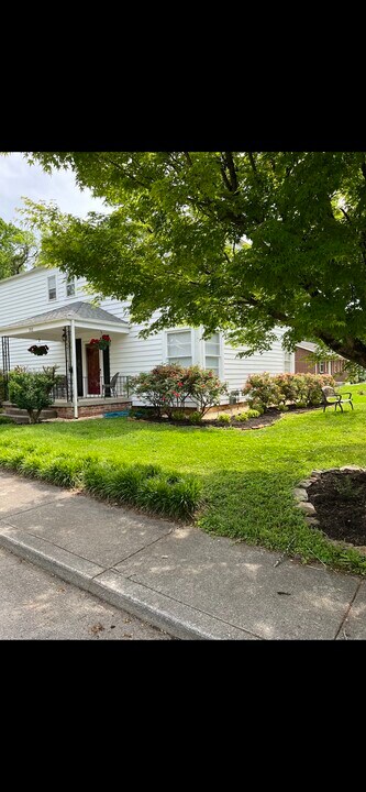 703 Clark St, Unit #1 in Maryville, TN - Building Photo
