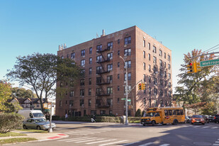 83-09 122nd St in Kew Gardens, NY - Building Photo