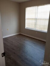 4045 Glenway Dr in Pensacola, FL - Building Photo - Building Photo